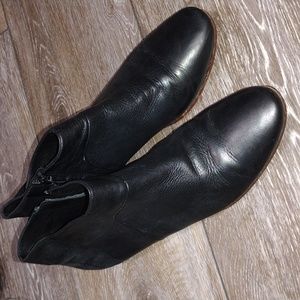Cole Haan black leather and suede ankle zip booties. Size 9